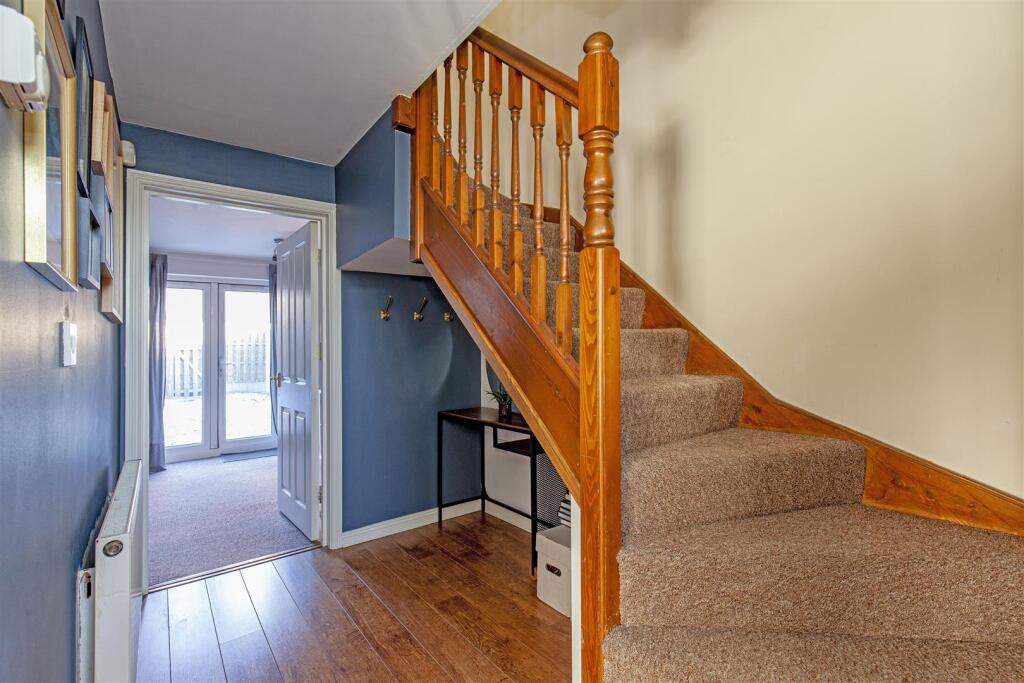 Entrance Hall-1.jpg