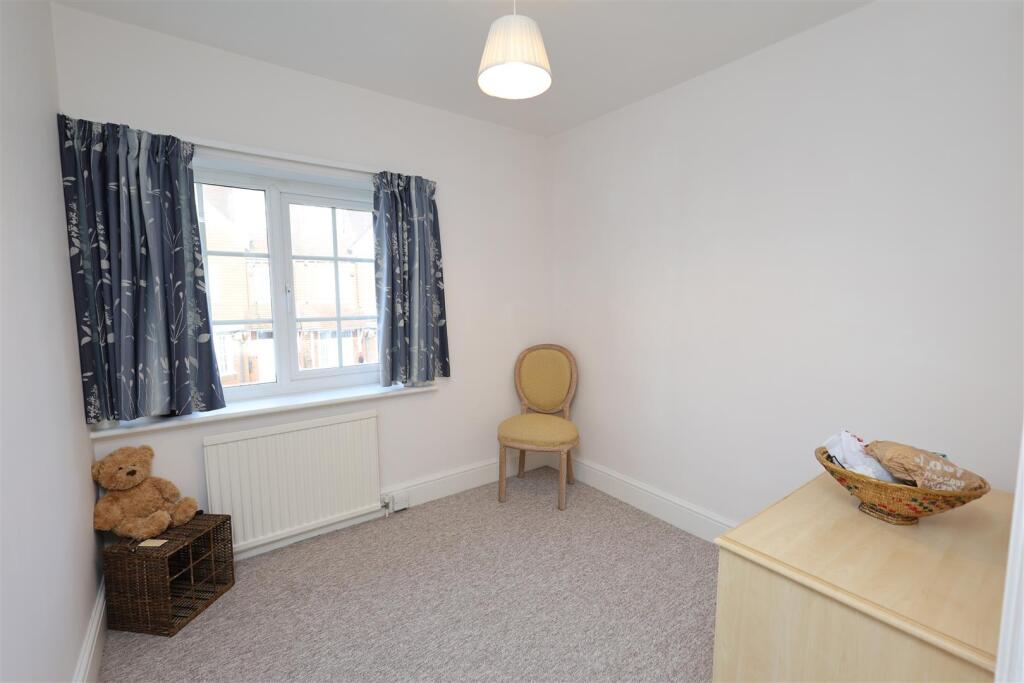 BEDROOM 3