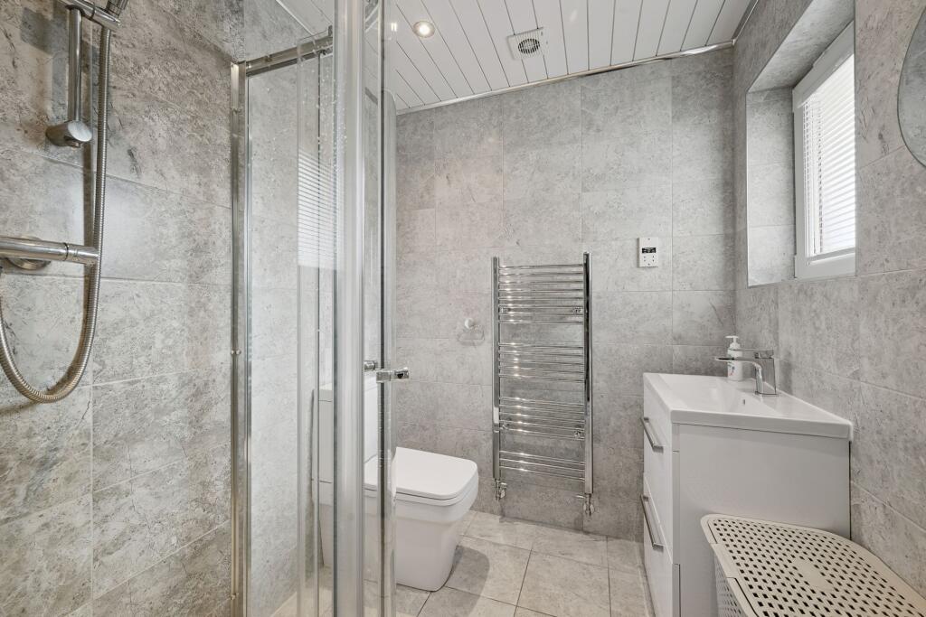 Bedroom One En Suite