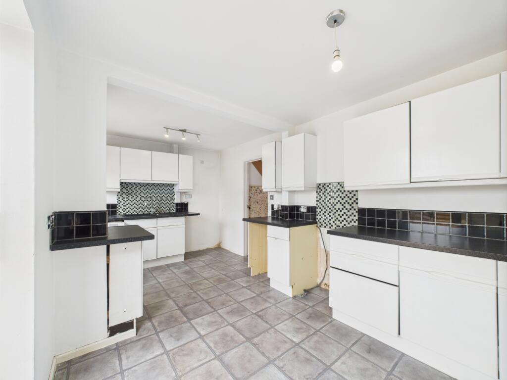 CAM02023G0-PR0145-STILL023