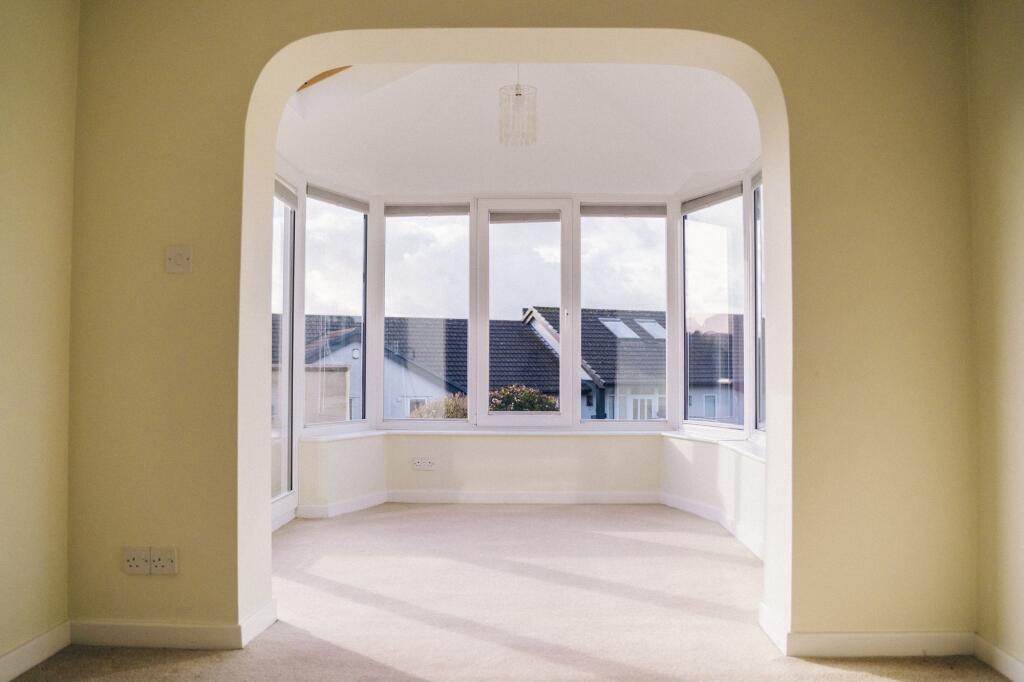 Ystafell Haul / Sunroom