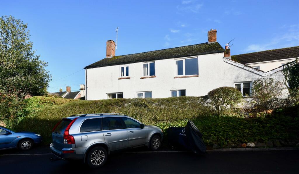 Wall Cottage