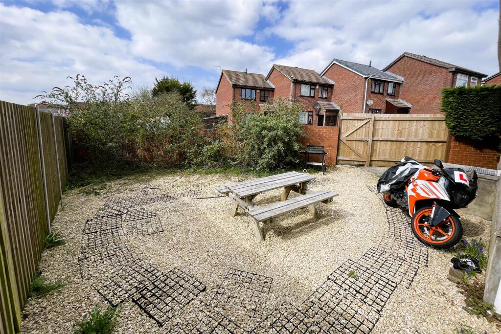 179 Charlton Road, Fishponds, Bristol BS15 1LZ | F