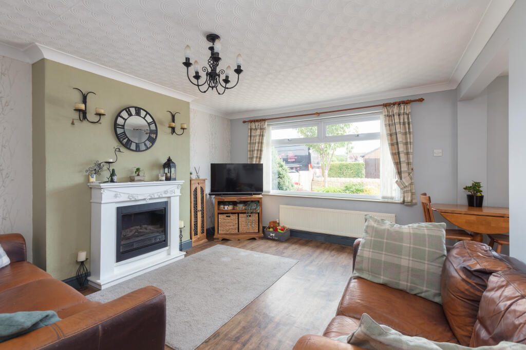 43 ARROWSMITH DRIVE-2