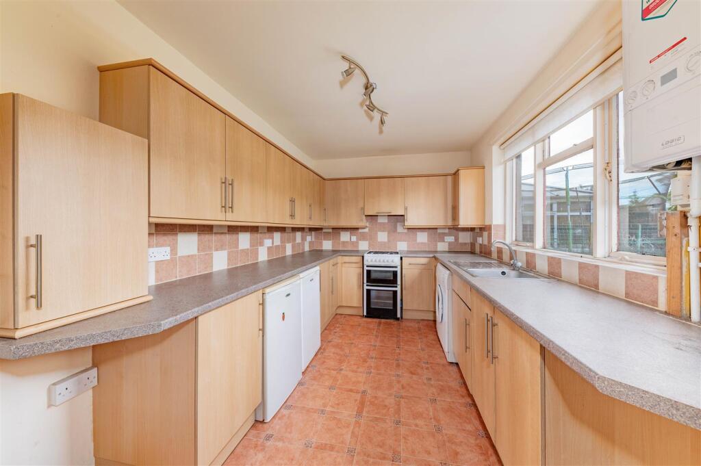 40 Lowson Avenue Carnoustie-8.JPG