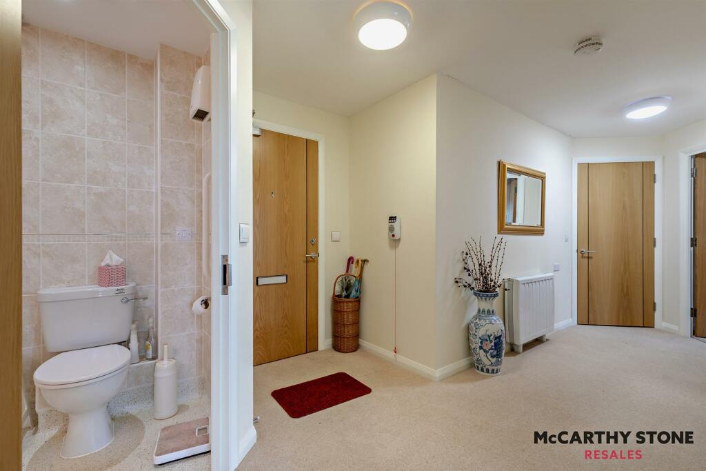 8592260-interior12-800.jpg