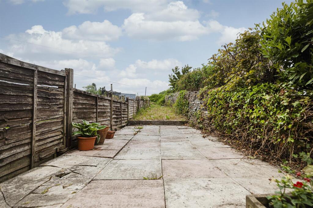 Bramleys Estate Agents - Houses Hill - Kirkheaton 