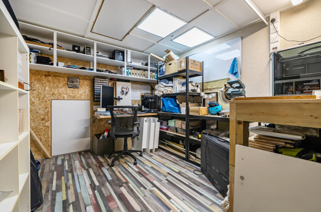 1386699-21-693188...