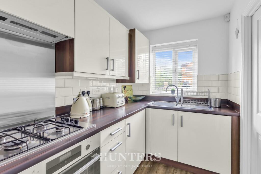 Hexagon Close (16).jpg