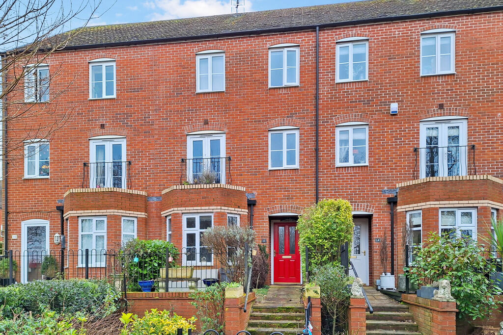 12 Melrose Walk -...