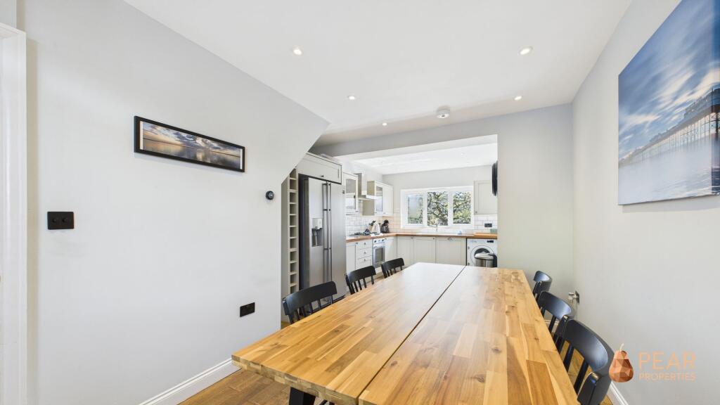 Kitchen/Dining Room