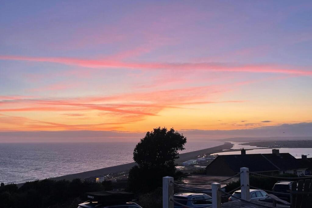 View.jpg
