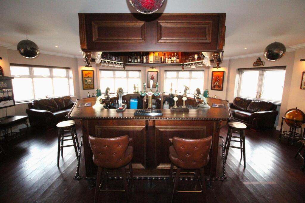 Wheelhouse Bar