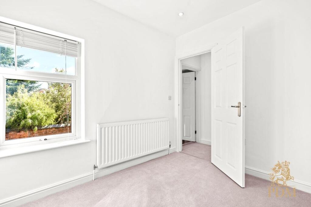 14 Frederick Road Stapleford NG9 8FN