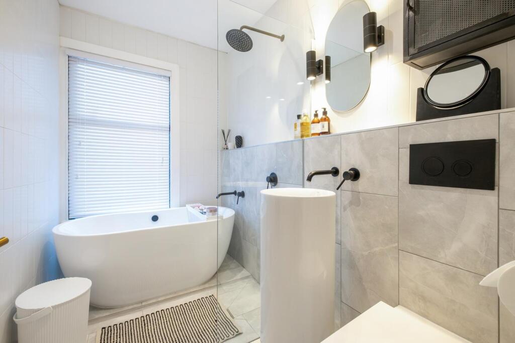 73 Queens Road-36.JPG