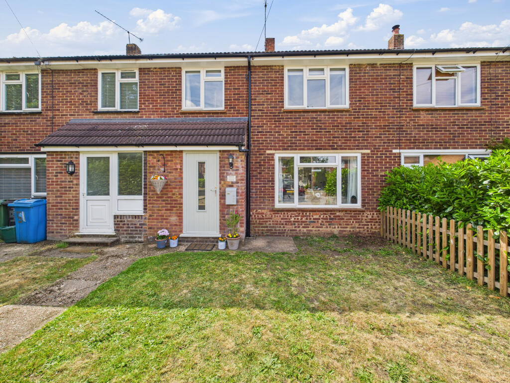 CAM01354G0-PR0519-STILL023