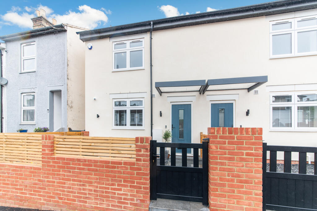 NEWARK ROAD,63A -43
