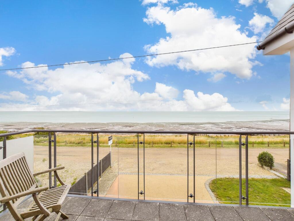 Balcony / Terrace