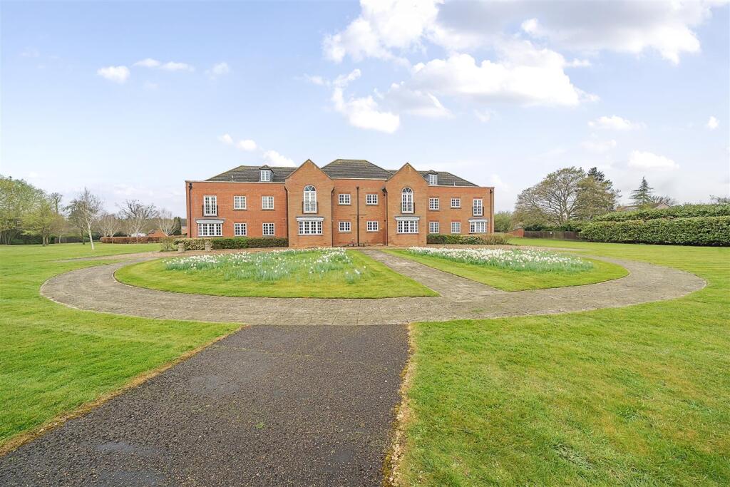 55 Reffield Close, Towcester (20).jpg