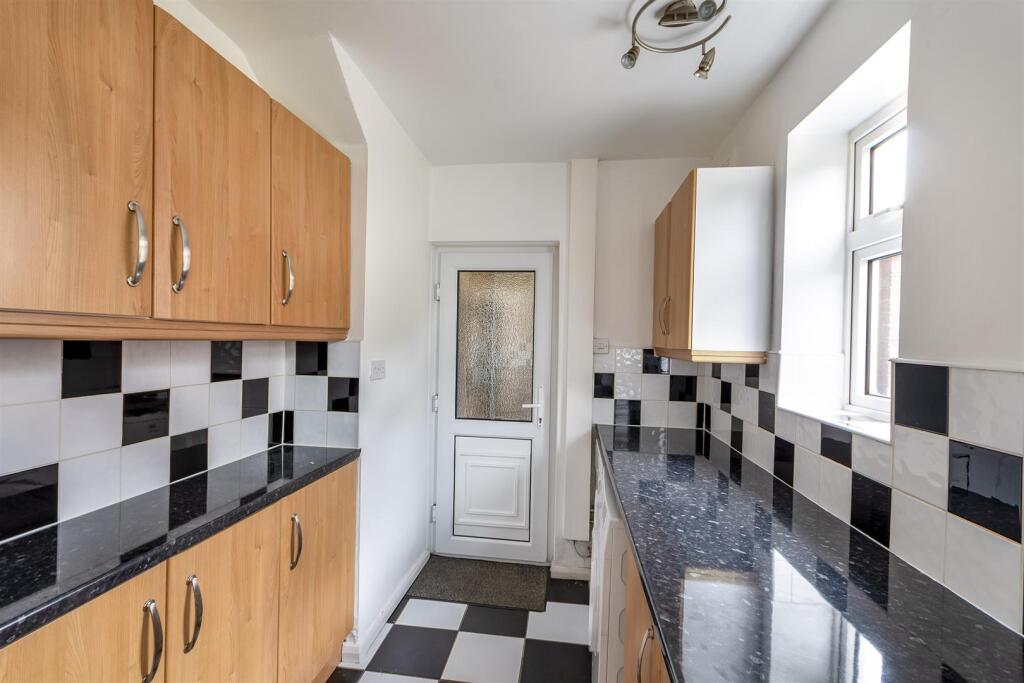 DSC_5213-Edit_kitchen.JPG