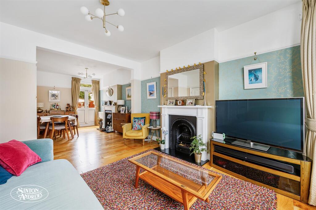 2 Clitherow Road-4.jpg