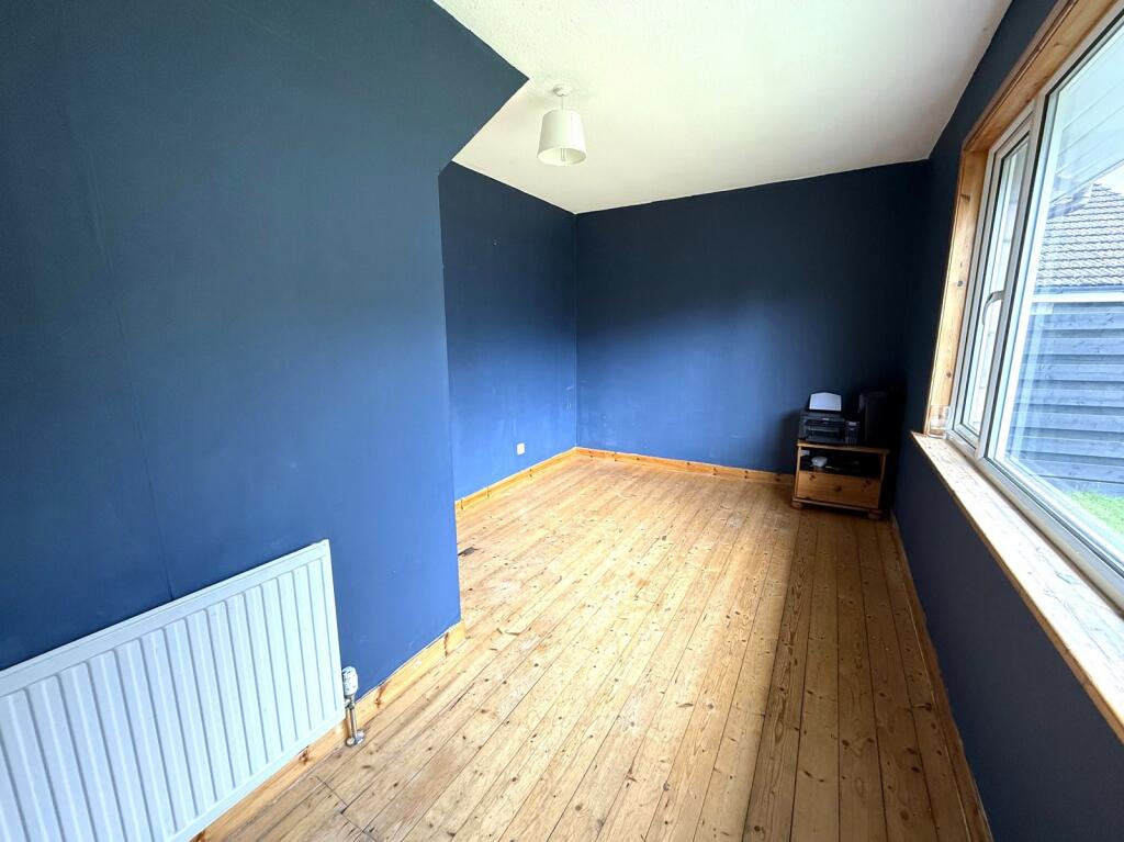 Bedroom 2 (downstairs)