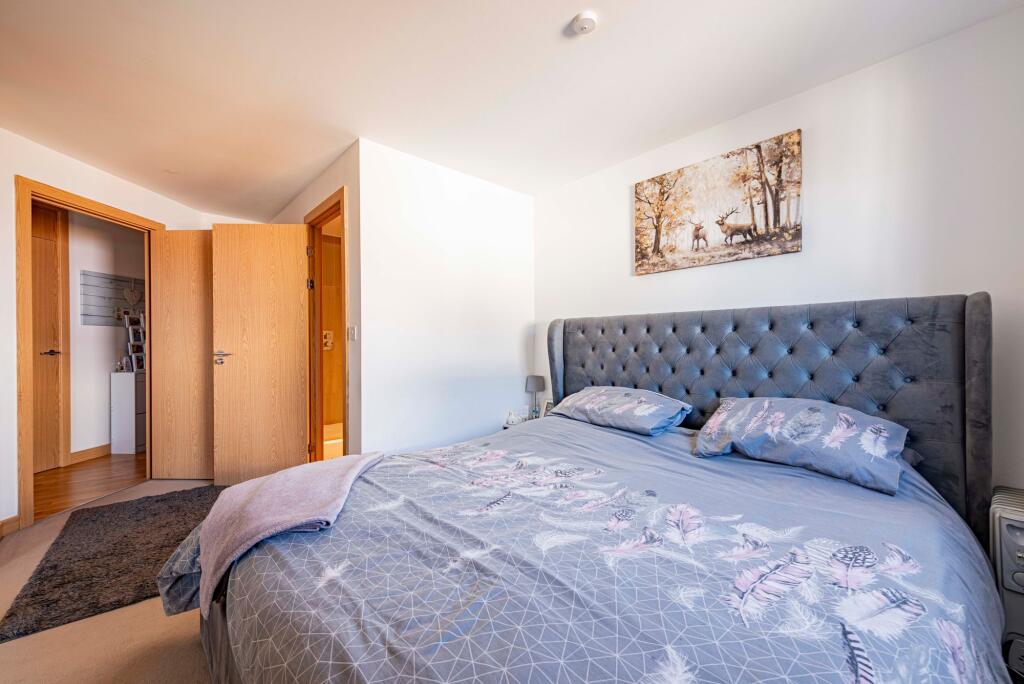 Bedroom One(1)