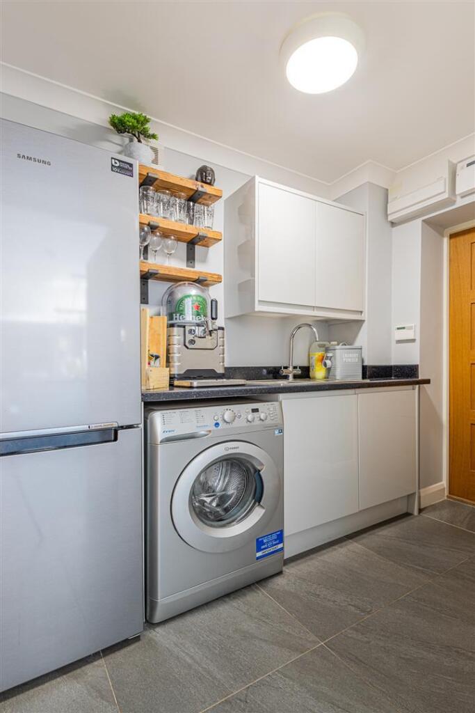 Mountain Road 10-30.jpg