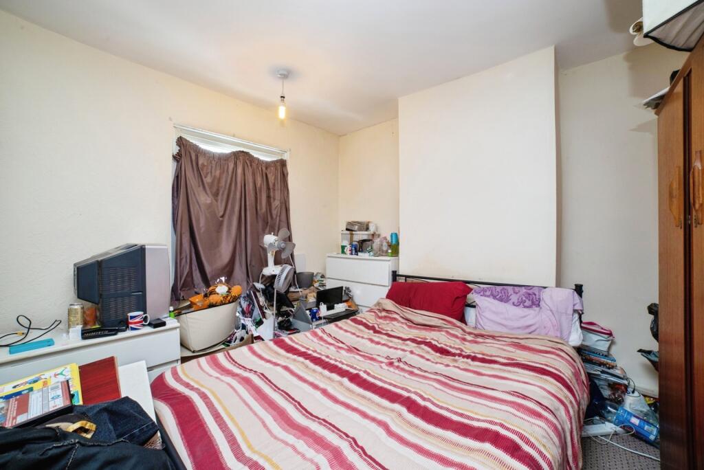 Photo- Bedroom