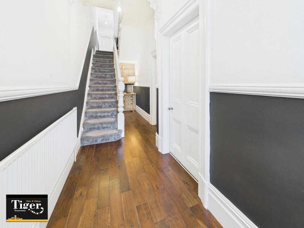 CAM02176G0-PR0541...