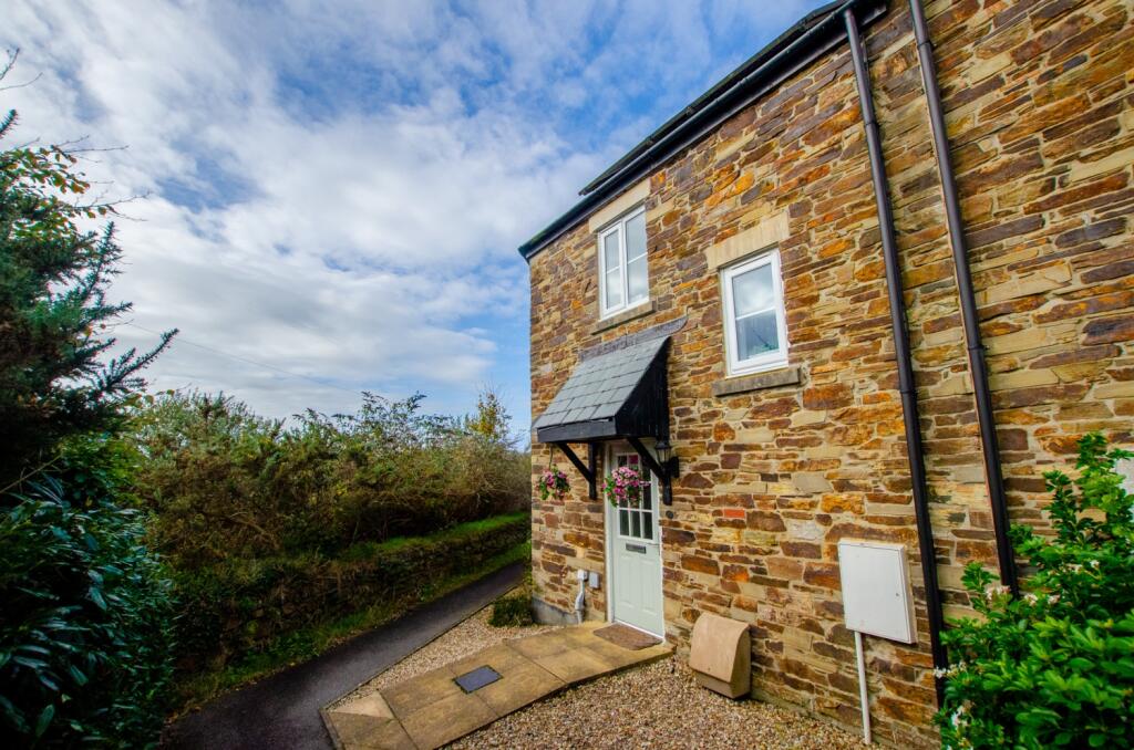 17 Gwithian Road TPS Bodmin 01208 74182-03