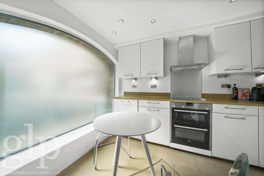 Ridgmount Street, Bloomsbury, WC1E