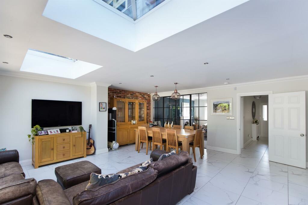 35SherwoodAvenue-4.jpg