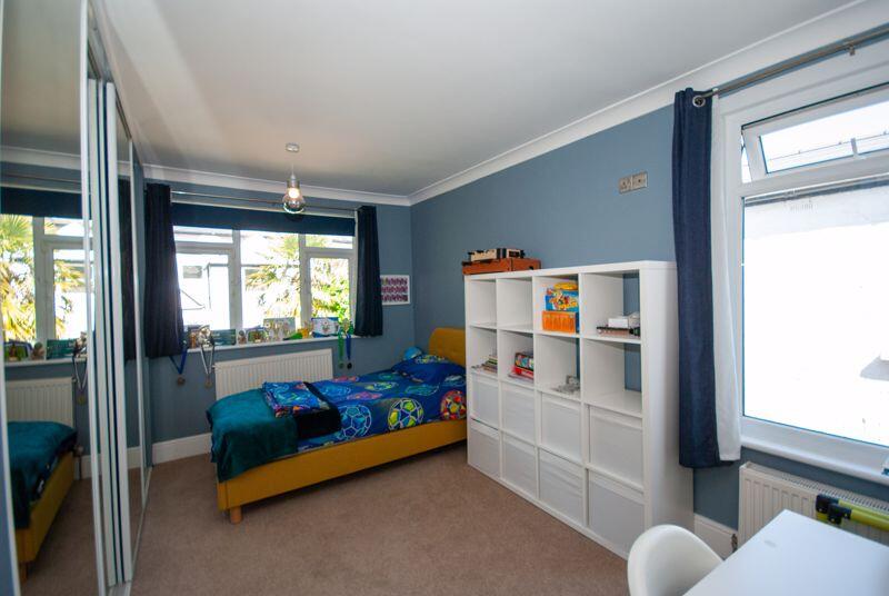 Bed 3
