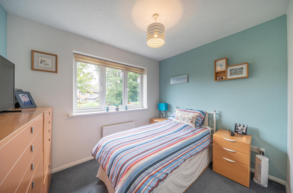 1350578-9-68cabd8...