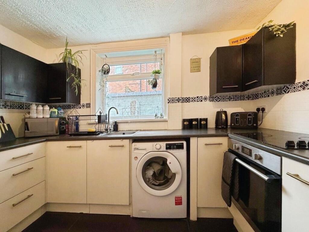 a33350d5--4896-BF93-408CC9C24E48-12040-000023EC8F0