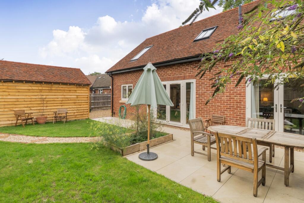 1353603-4-68c18fb...