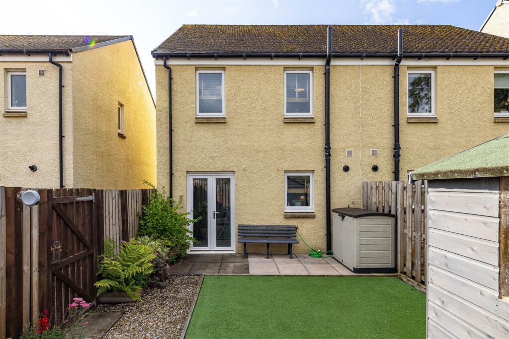 10 Queen Elizabetb Square Galashiels 58.JPG