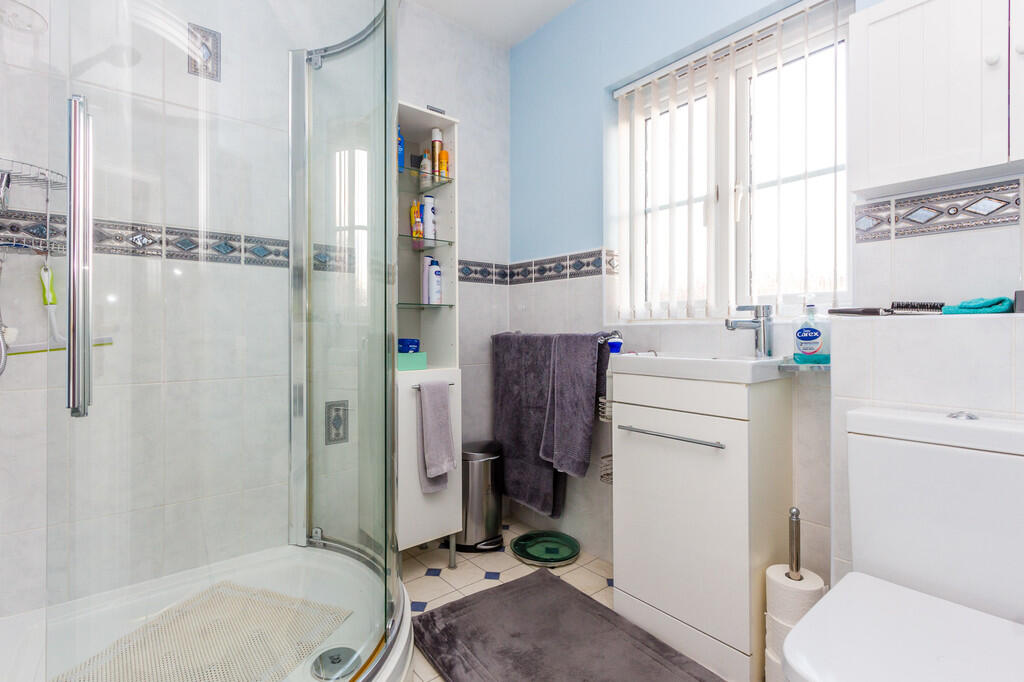 En Suite Shower R...