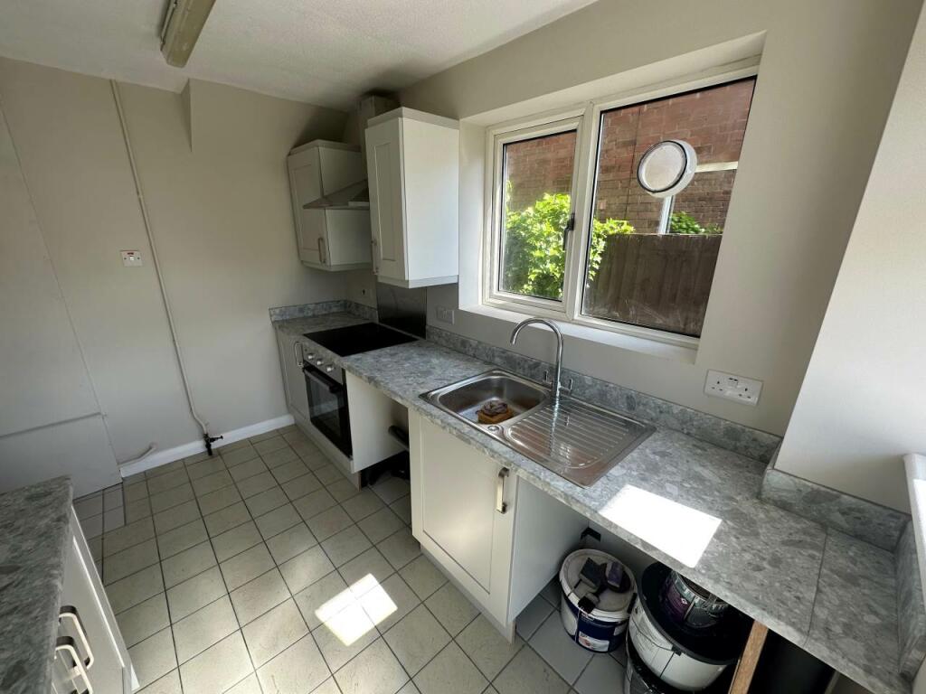 Kitchen 1