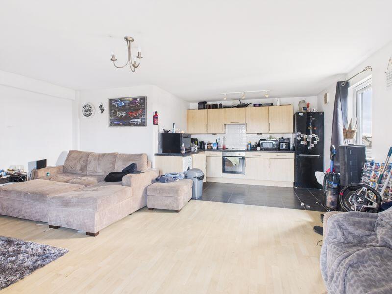 living room/kitchen