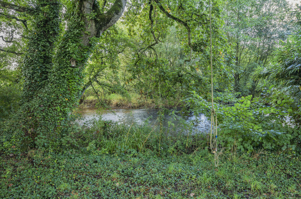 Garden To River Edge