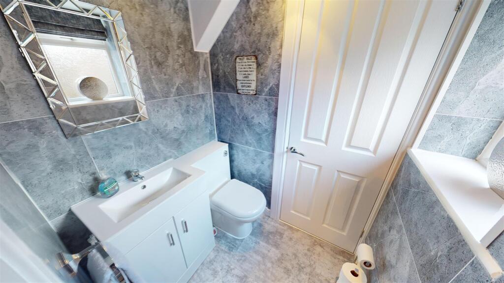 Seacroft Crescent WC