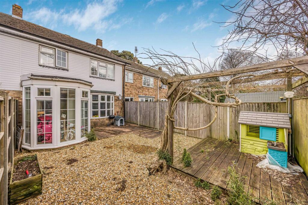 63 Oaklands Road, Havant-Small-PorticoMarketing-Ne