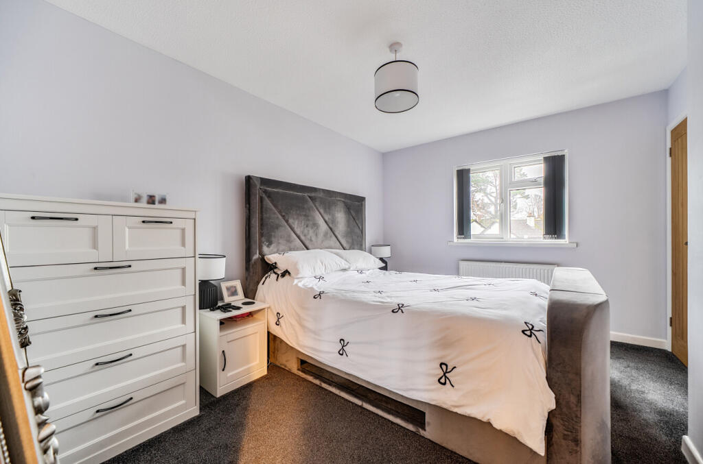 1380555-6-693821d...