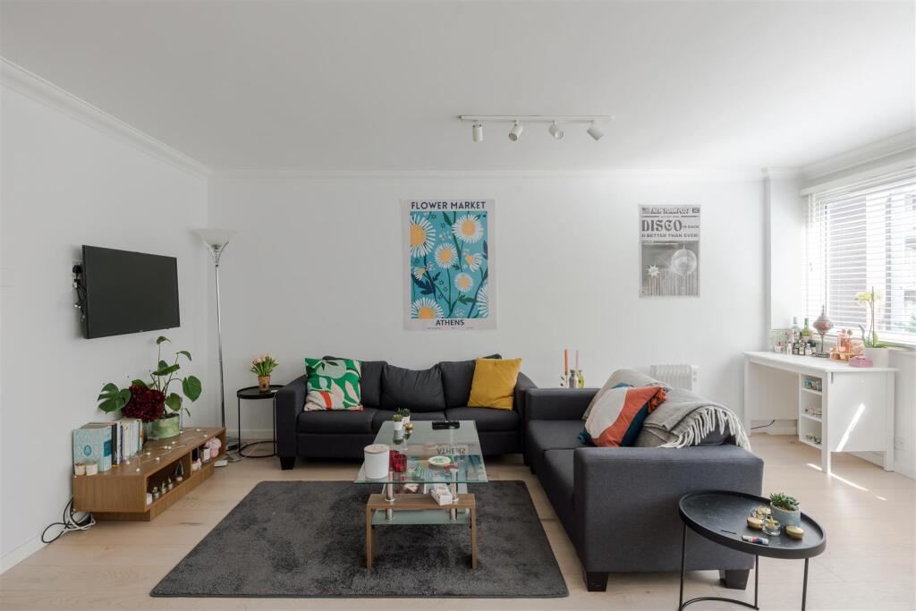 19-23 Fitzroy Street