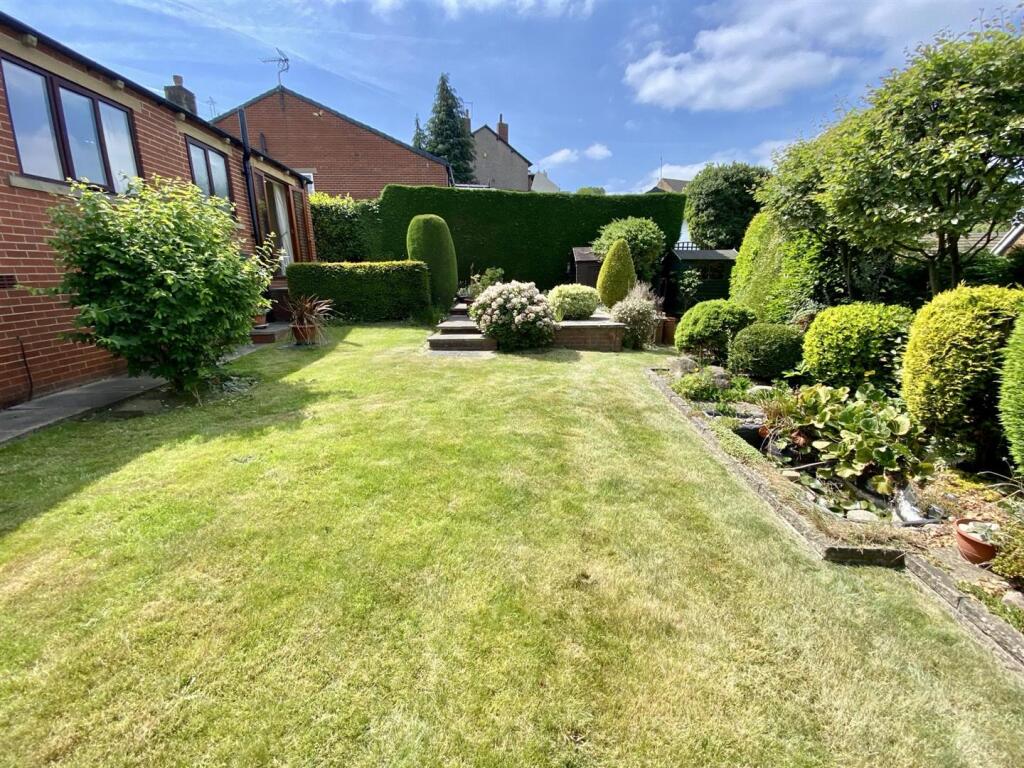 Bramleys Estate Agents - Hopton Lane - Mirfield (1