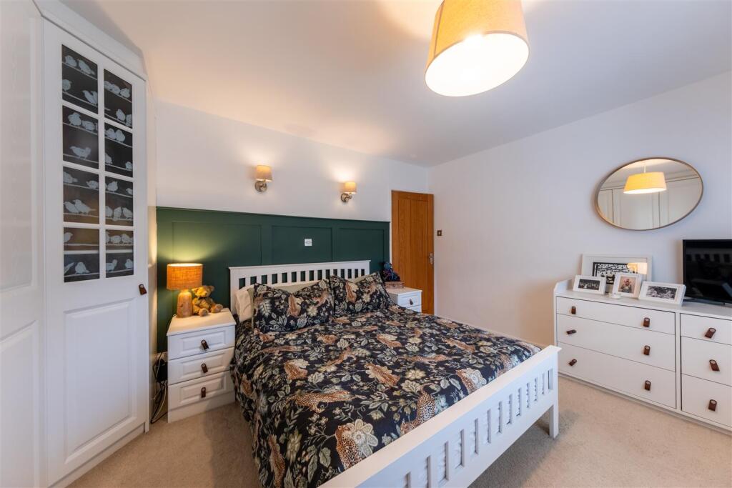 26 The Avenue-024.jpg