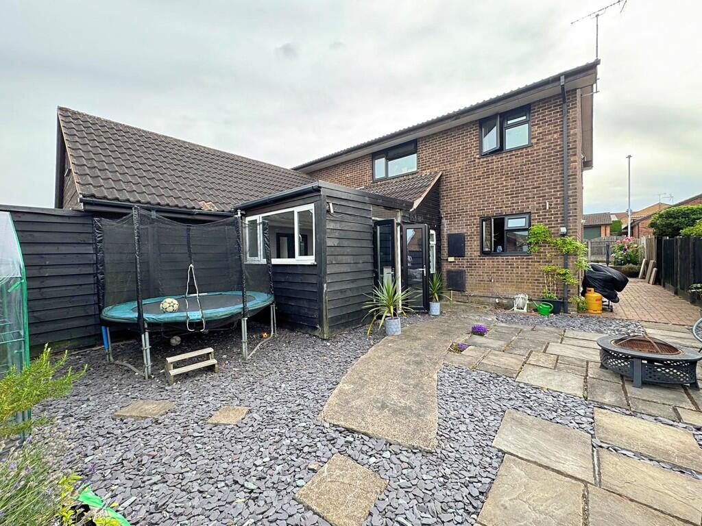 Rear ext