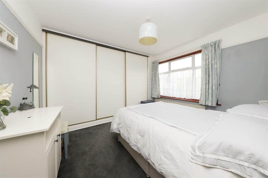 Second bedroom